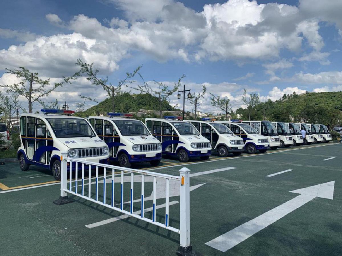忠輝4-5座電動(dòng)觀光巡邏車 忠輝4-5座電動(dòng)觀光巡邏車