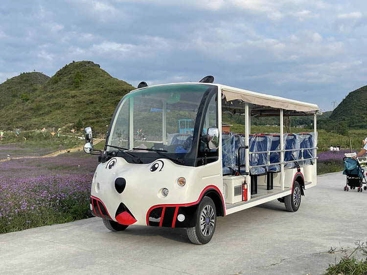 14座卡通電動(dòng)觀光車 14座卡通電動(dòng)觀光車